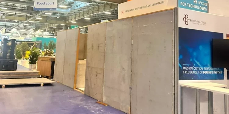 Francia tapa stands de empresas de defensa israelíes en Eurosatory