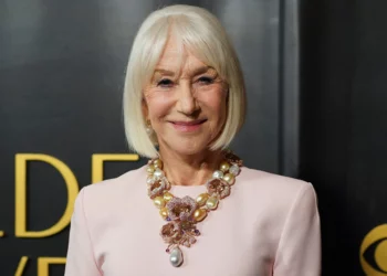 Helen Mirren critica el auge de las “fuerzas del mal” en Israel