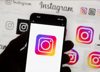 Reino Unido prohibirá redes sociales a menores de 16 años