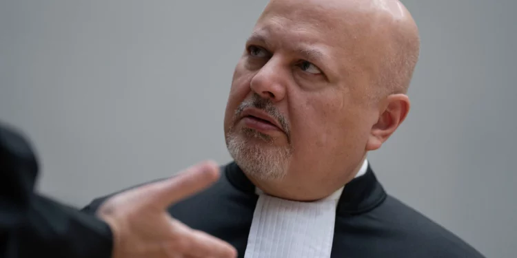 Karim Khan suspendido de la CPI por acusaciones de acoso sexual