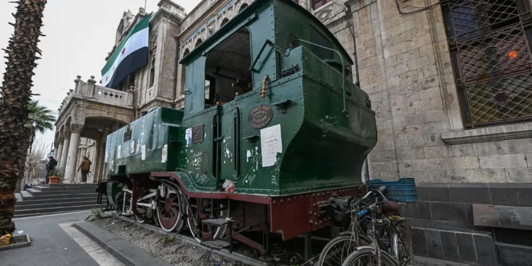 Turquía y Arabia Saudí pactan un ferrocarril regional que evita a Israel