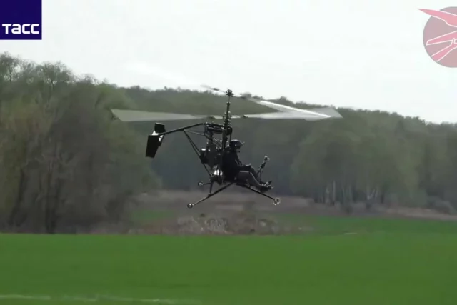 Rusia presenta microhelicóptero para cruzar campos minados en Ucrania