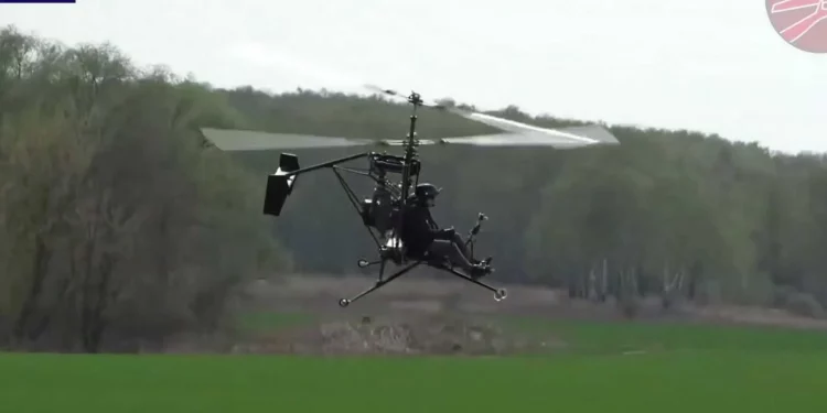 Rusia presenta microhelicóptero para cruzar campos minados en Ucrania