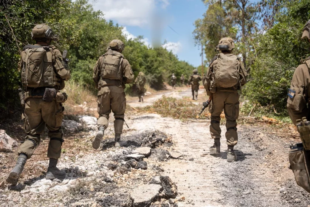 Tensión entre mandos militares y políticos en el Consejo de ministros