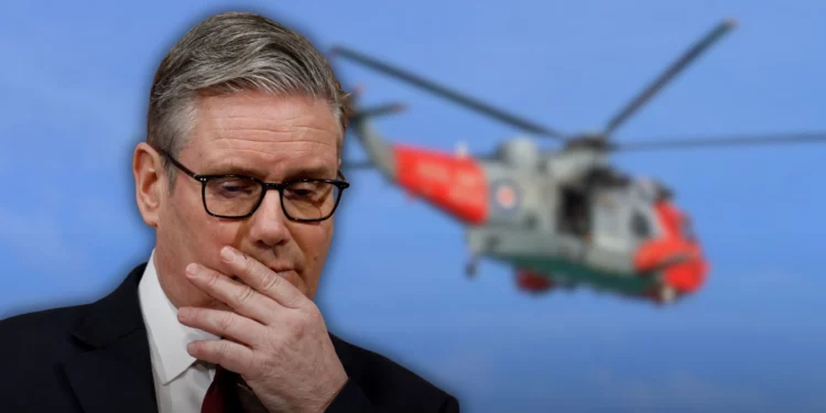 Helicóptero de la Marina Real Británica se estrella en Devon