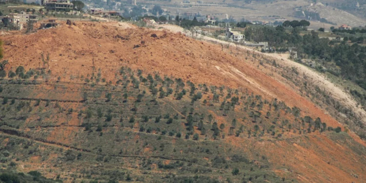Residentes del sur del Líbano regresan tras la pausa entre Israel y Hezbolá
