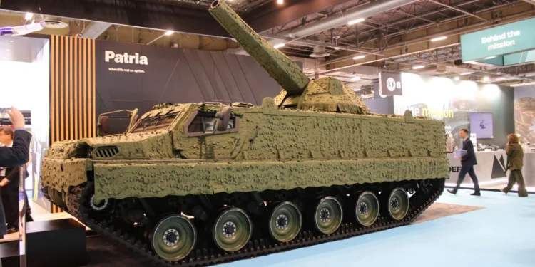 Patria integra el mortero NEMO de 120 mm en el TRACKX