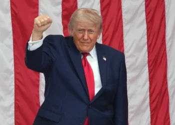 Trump anuncia un alto el fuego entre Israel y Hezbolá