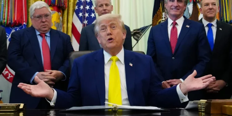 Trump dice que EE. UU. no necesita un acuerdo con Irán para recuperar su uranio enriquecido