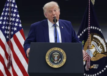 Trump elogia a Netanyahu como un “primer ministro guerrero”