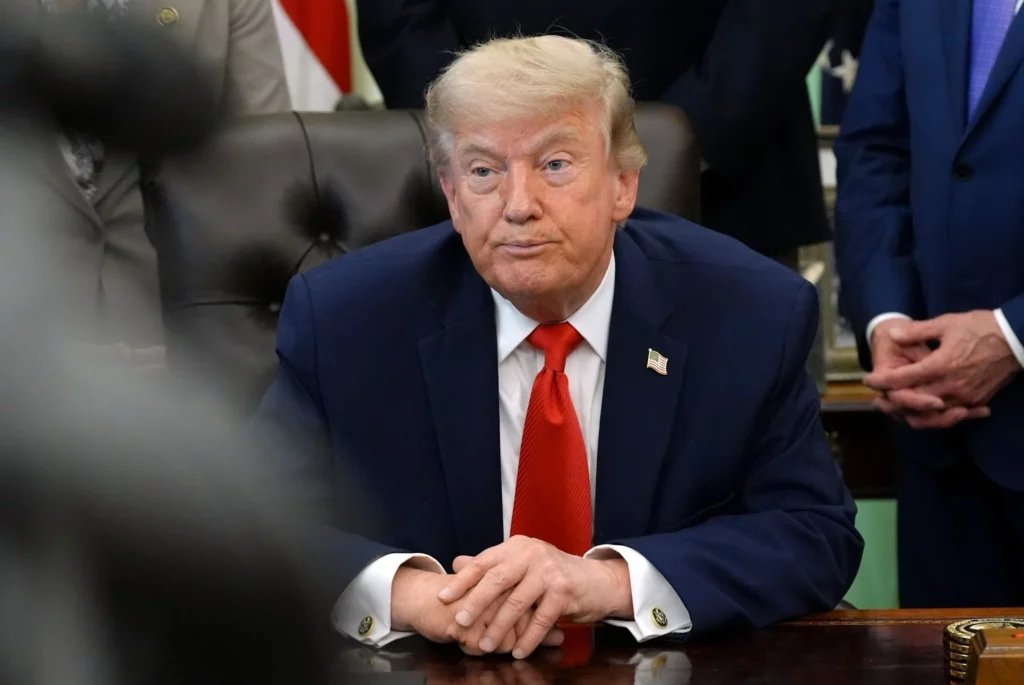 Trump rechaza términos iraníes “falsos” del acuerdo con EE. UU.