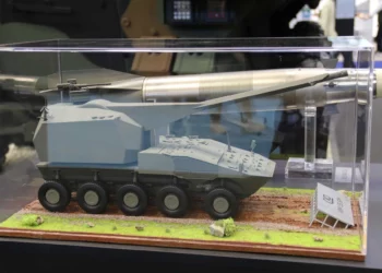 Italia presenta el VBM 155 SPH 10x10: obús automatizado de 155 mm
