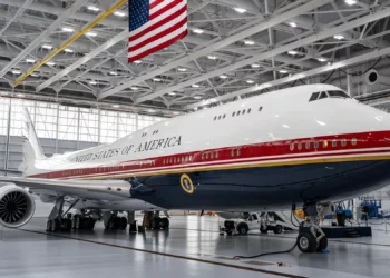 La USAF presenta oficialmente el avión puente VC-25B