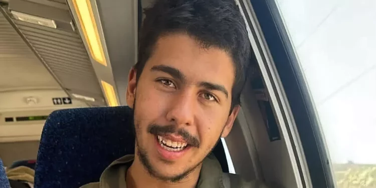 Las FDI identifican a Yoav Klein entre los soldados muertos en Kfar Tebnit