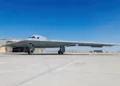 La USAF integra pilotos de pruebas en el B-21 Raider