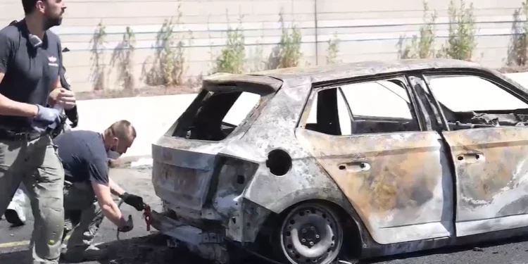 Un coche bomba mata a una mujer en la autopista Ayalon