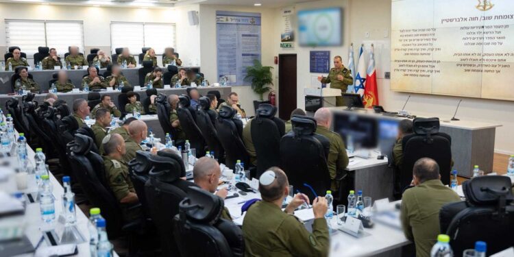El jefe del Estado Mayor de las Fuerzas de Defensa de Israel, el teniente general Eyal Zamir, lleva a cabo una evaluación estratégica el 29 de junio de 2026. (Fuerzas de Defensa de Israel)