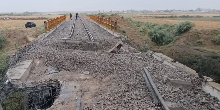 Ataque de EE. UU. alcanza puente en el corredor ferroviario China-Irán