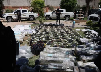 Armas destinadas a Hezbolá en el Líbano que fueron incautadas por las autoridades sirias el 16 de julio de 2026. (SANA)