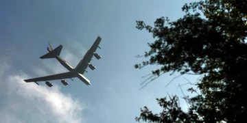 Reino Unido advierte a Irán que está preparado ante cualquier ataque