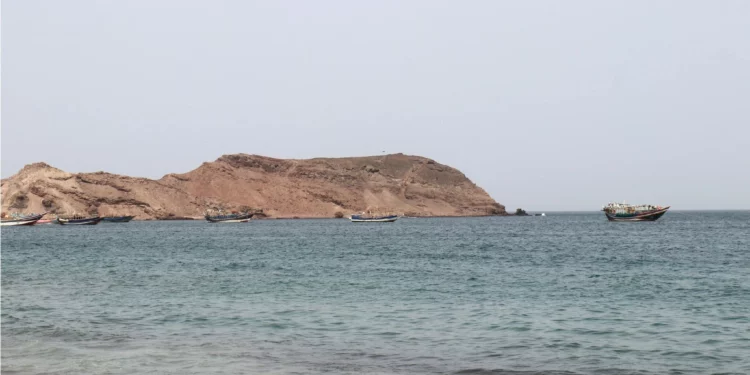 Arabia Saudí reúne a 43 países para impulsar una alianza marítima