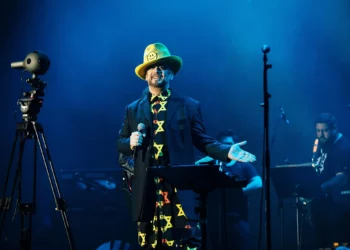 “Nunca mencionas el 7 de octubre”: la nueva canción de Boy George