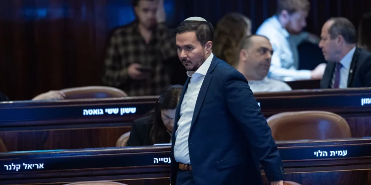 Dan Illouz dice que un tercio del Likud quiso relevar a Netanyahu