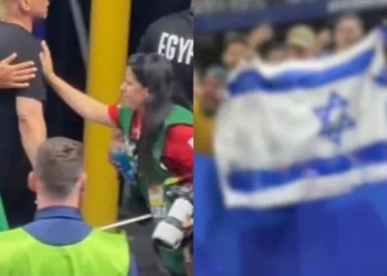 Seleccionador de Egipto increpó a aficionado con bandera de Israel