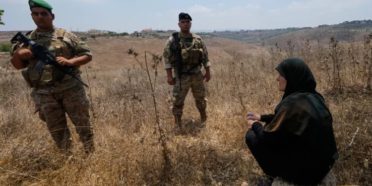 El ejército libanés dice que los ataques israelíes dificultan su labor