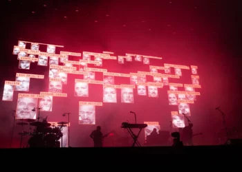 Singapur investiga a Massive Attack por exhibir una bandera palestina