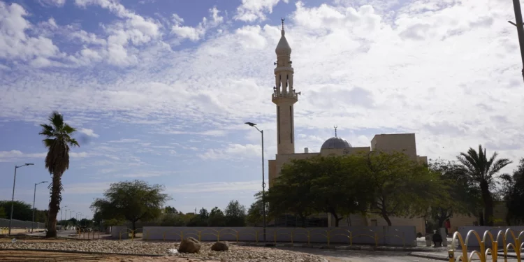 La Knéset avanza proyecto para restringir altavoces en mezquitas