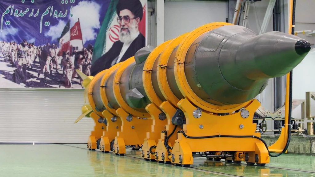 Para impedir que Irán tenga un arma nuclear: se debe acabar con el régimen