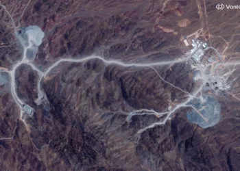 Israel detectó que Irán trasladó miles de centrifugadoras bajo la montaña Pickaxe