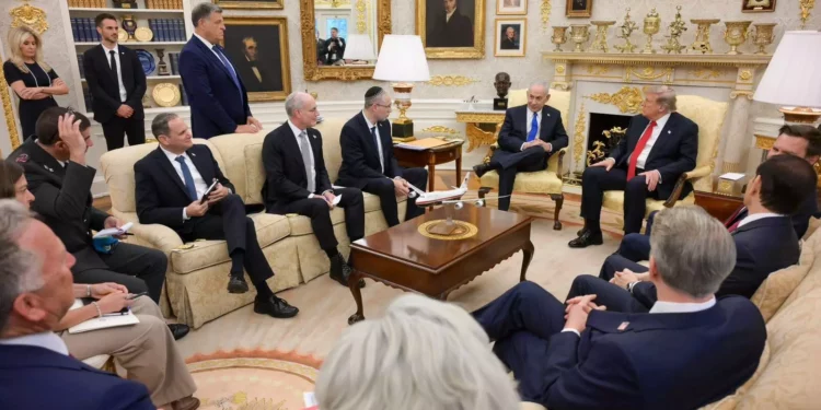 Netanyahu mostró a Trump un mapa para defender la presencia israelí en Siria