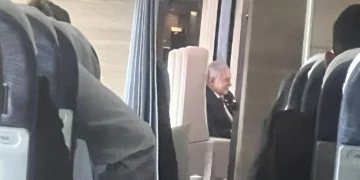 Netanyahu despega desde una base aérea rumbo a EE. UU.