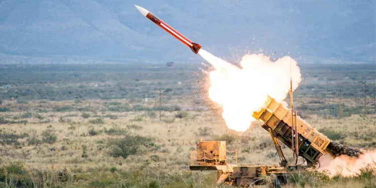 Raytheon suministrará a Polonia interceptores Patriot GEM-T