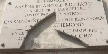 Vandalizan en París placa dedicada a quienes salvaron a un niño judío