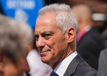 Rahm Emanuel acusará a Netanyahu en Tel Aviv de aislar a Israel
