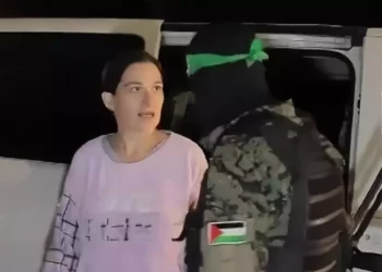 Exrehén relató cómo apuñaló a sus captores durante el cautiverio