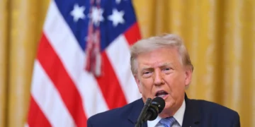 Trump dice que Estados Unidos está “ganando a lo grande” en Irán
