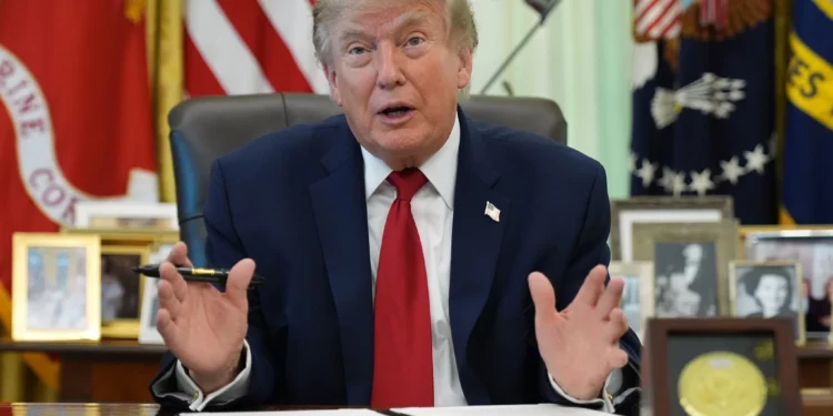 Trump considera reanudar una guerra total contra Irán