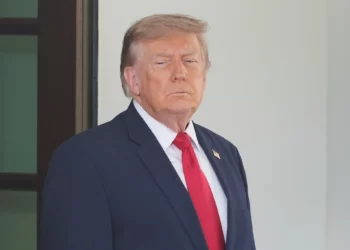 Trump descarta cobrar un peaje del 20 % en el estrecho de Ormuz