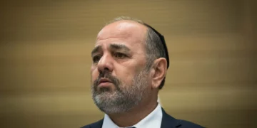 El emotivo discurso de despedida de Yaakov Margi en la Knéset