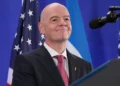 El presidente de la FIFA, Gianni Infantino, pronuncia un discurso durante una recepción en la Torre Trump con el presidente estadounidense Donald Trump en Nueva York, el 17 de julio de 2026. (Foto AP/Jacquelyn Martin)