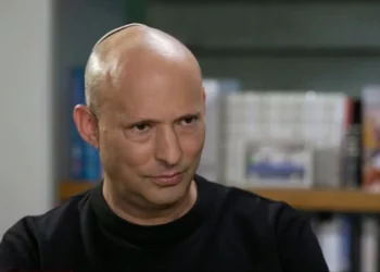 Bennett califica a Netanyahu de “casi anarquista”