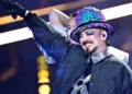 Boy George defiende el uso de IA en su canción proisraelí