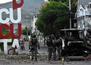 Coche bomba en Colombia: 11 heridos