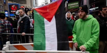 La copresidenta de los DSA defiende las protestas pro-Hamás