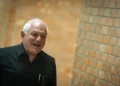 El ministro del Likud, Haim Katz, en la Knéset, Jerusalén, 28 de junio de 2026. (Chaim Goldberg/Flash90)