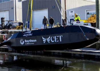 Raytheon prueba el UUV HADALUS, con más de 3.700 km de alcance